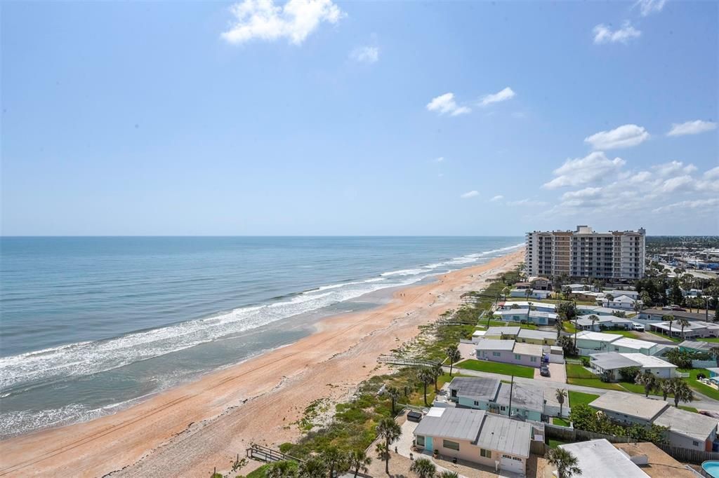 For Sale: $299,000 (1 beds, 1 baths, 767 Square Feet)