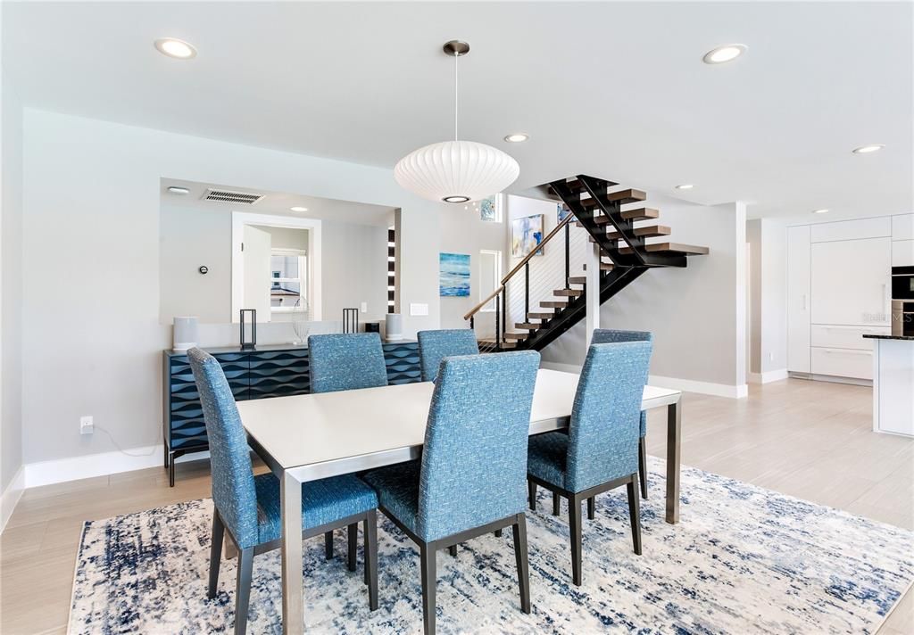 For Sale: $2,100,000 (3 beds, 3 baths, 2620 Square Feet)