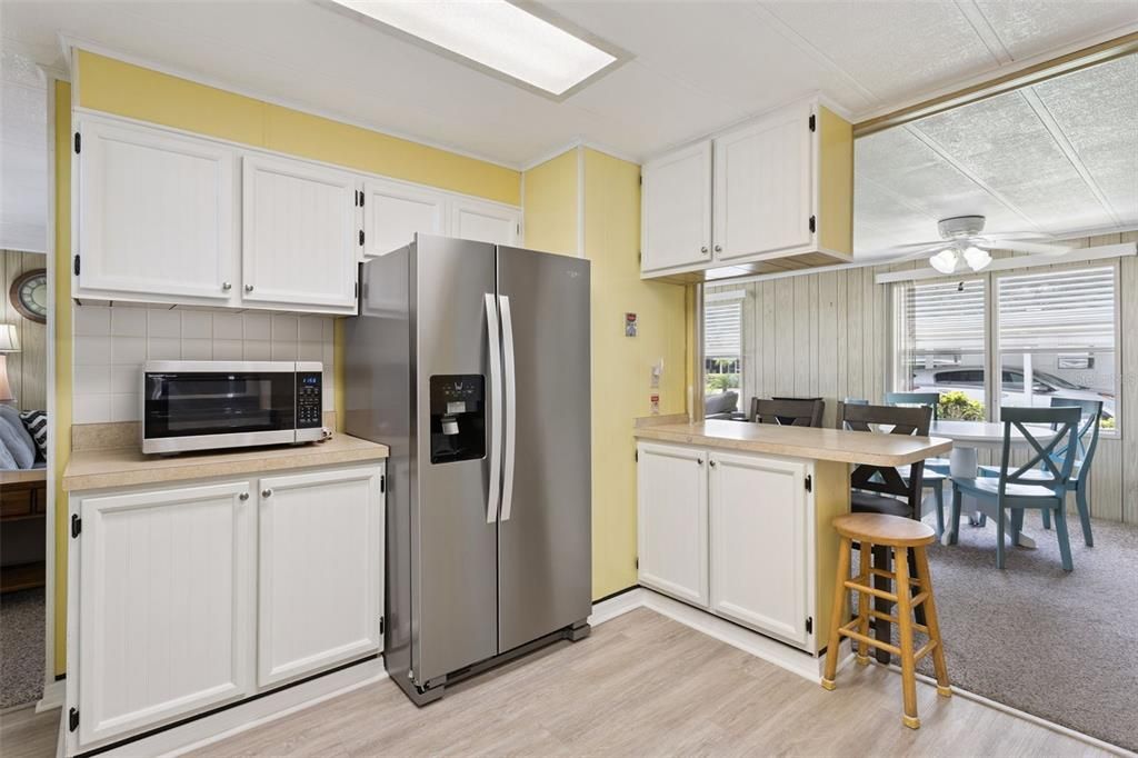 For Sale: $135,000 (2 beds, 2 baths, 1352 Square Feet)