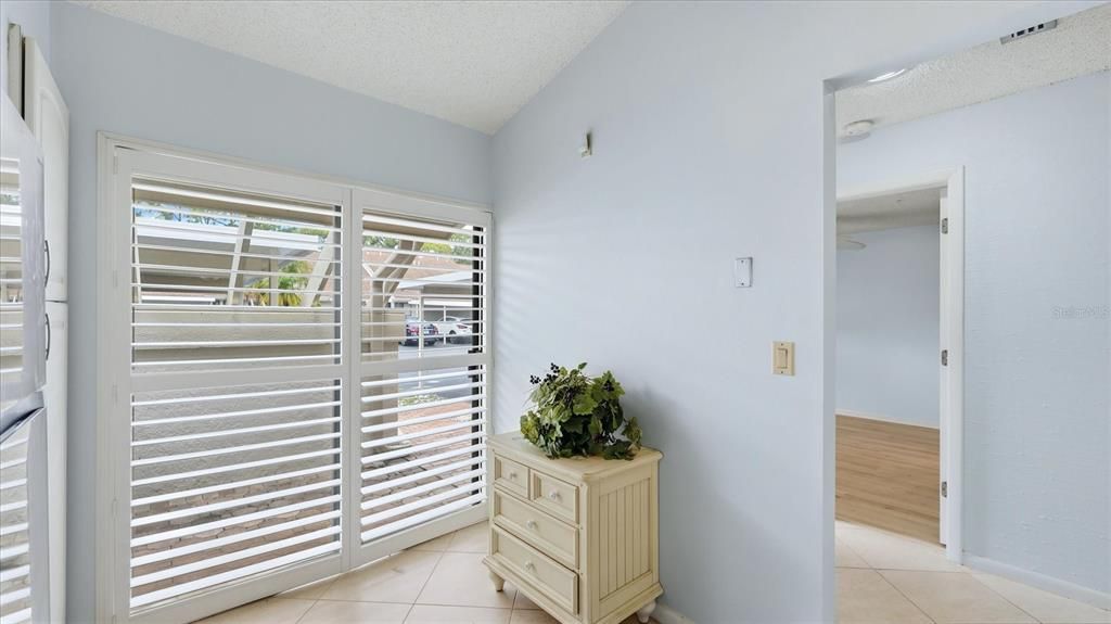 For Rent: $2,200 (2 beds, 2 baths, 1064 Square Feet)