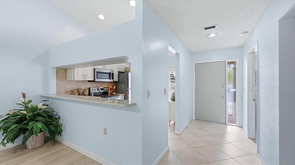 For Rent: $2,200 (2 beds, 2 baths, 1064 Square Feet)