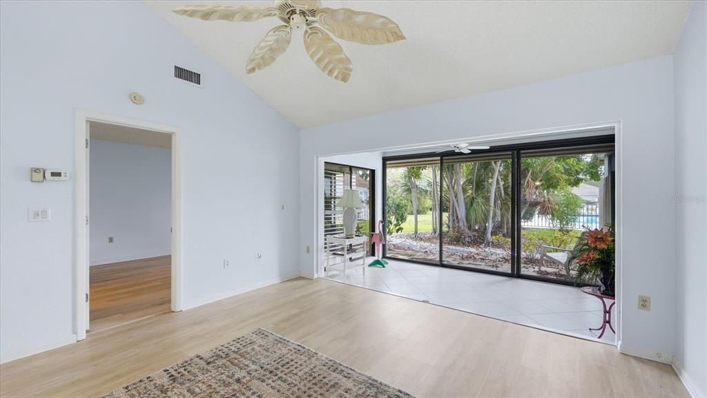 For Rent: $2,200 (2 beds, 2 baths, 1064 Square Feet)