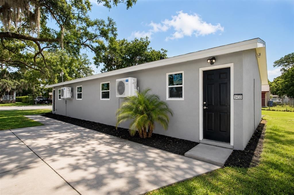 En Venta: $499,000 (4 camas, 0 baños, 1352 Pies cuadrados)