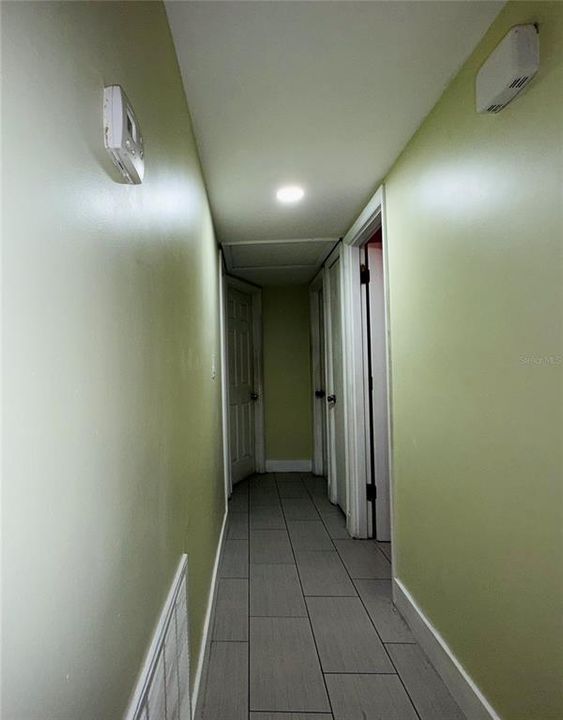 На продажу: $315,000 (4 спален, 2 ванн, 1280 Квадратных фут)