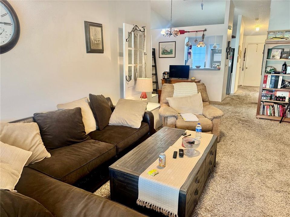 En Venta: $249,500 (2 camas, 2 baños, 976 Pies cuadrados)