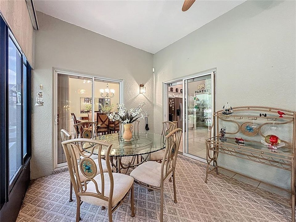 Active With Contract: $299,900 (2 beds, 2 baths, 2071 Square Feet)