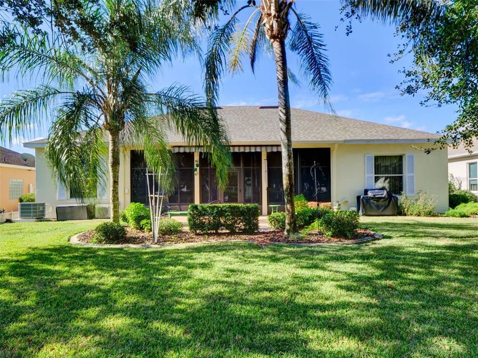 Active With Contract: $299,900 (2 beds, 2 baths, 2071 Square Feet)