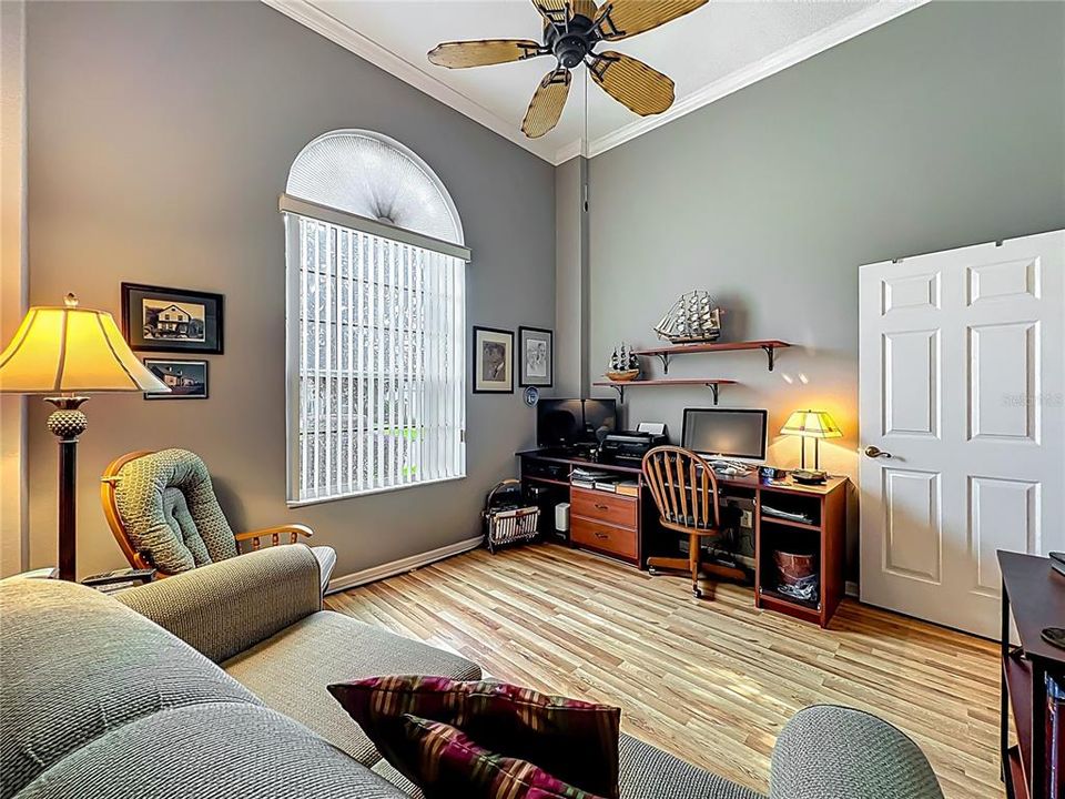 Active With Contract: $299,900 (2 beds, 2 baths, 2071 Square Feet)