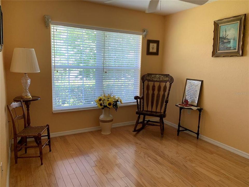 For Sale: $241,300 (2 beds, 2 baths, 1624 Square Feet)