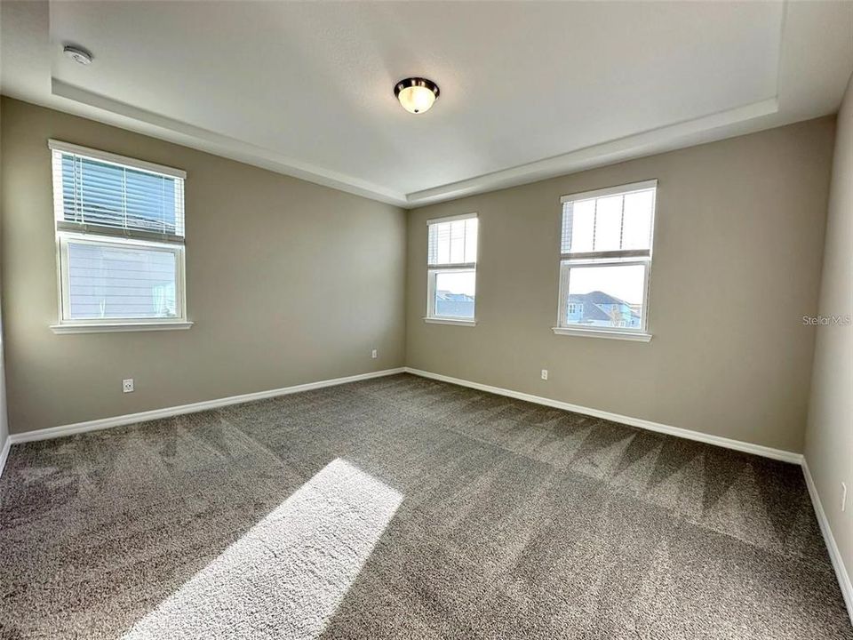 В аренду: $3,100 (4 спален, 2 ванн, 2090 Квадратных фут)