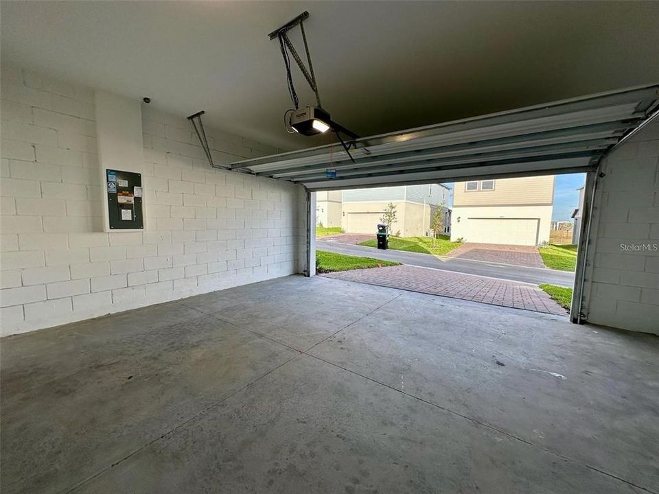 В аренду: $3,100 (4 спален, 2 ванн, 2090 Квадратных фут)