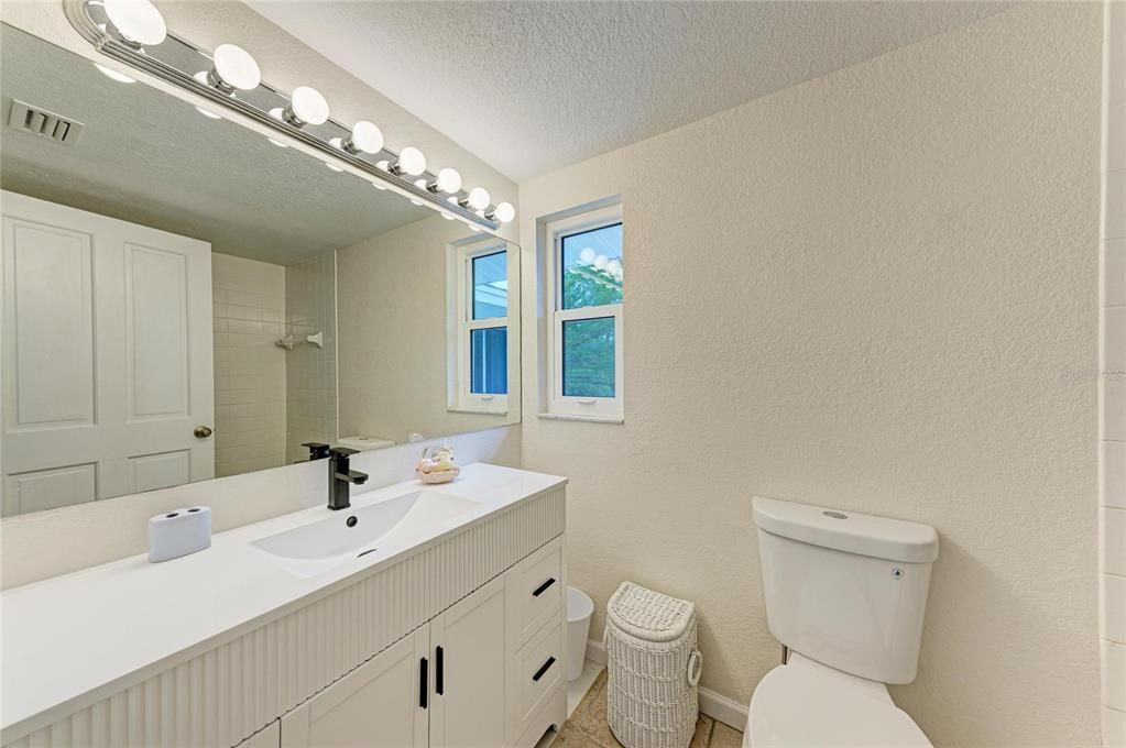 For Sale: $268,000 (3 beds, 2 baths, 1362 Square Feet)