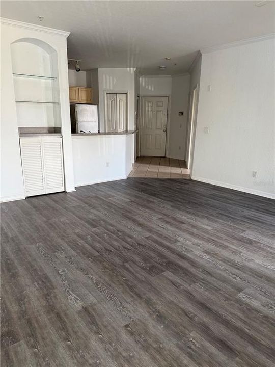 В аренду: $1,700 (2 спален, 2 ванн, 1064 Квадратных фут)