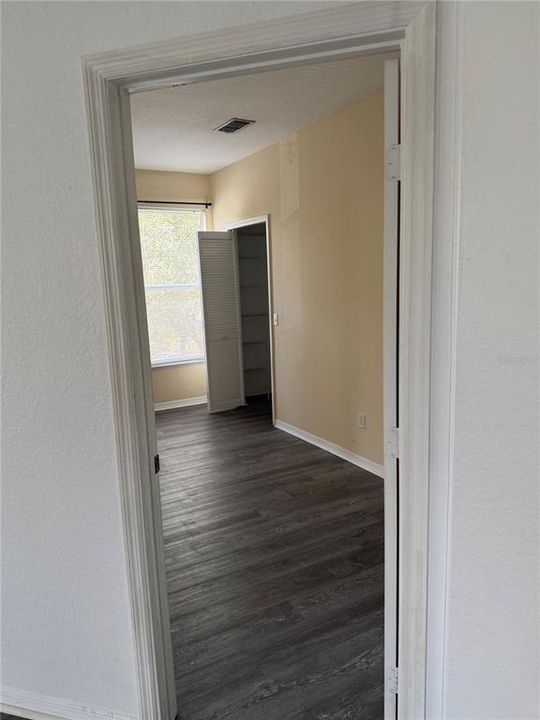 В аренду: $1,700 (2 спален, 2 ванн, 1064 Квадратных фут)