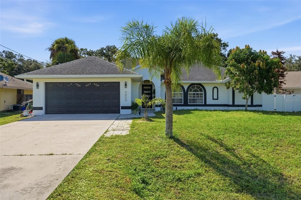 En Venta: $319,900 (3 camas, 2 baños, 1837 Pies cuadrados)