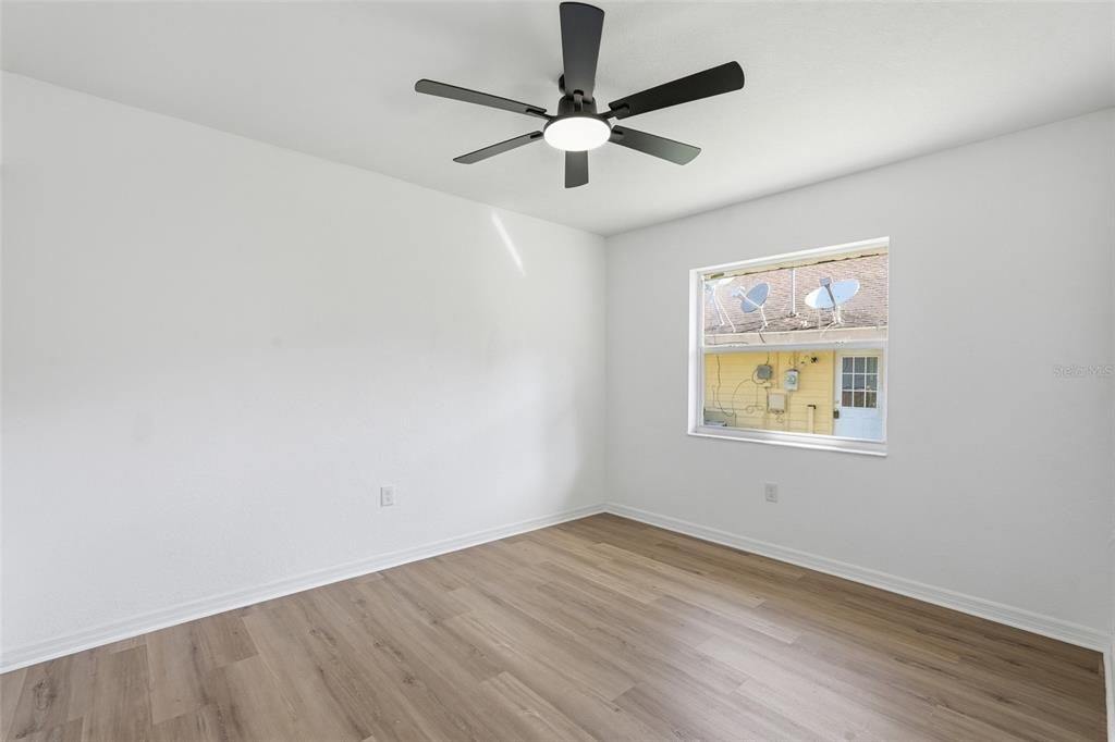 En Venta: $319,900 (3 camas, 2 baños, 1837 Pies cuadrados)