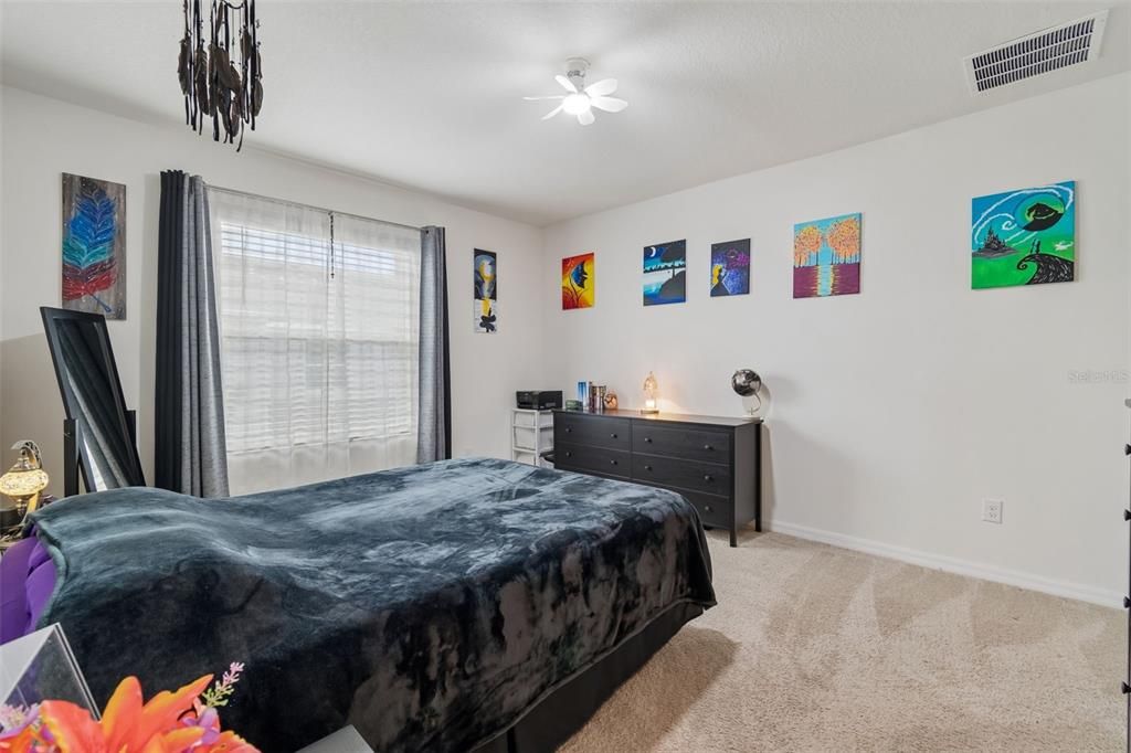 Active With Contract: $274,900 (3 beds, 2 baths, 1785 Square Feet)