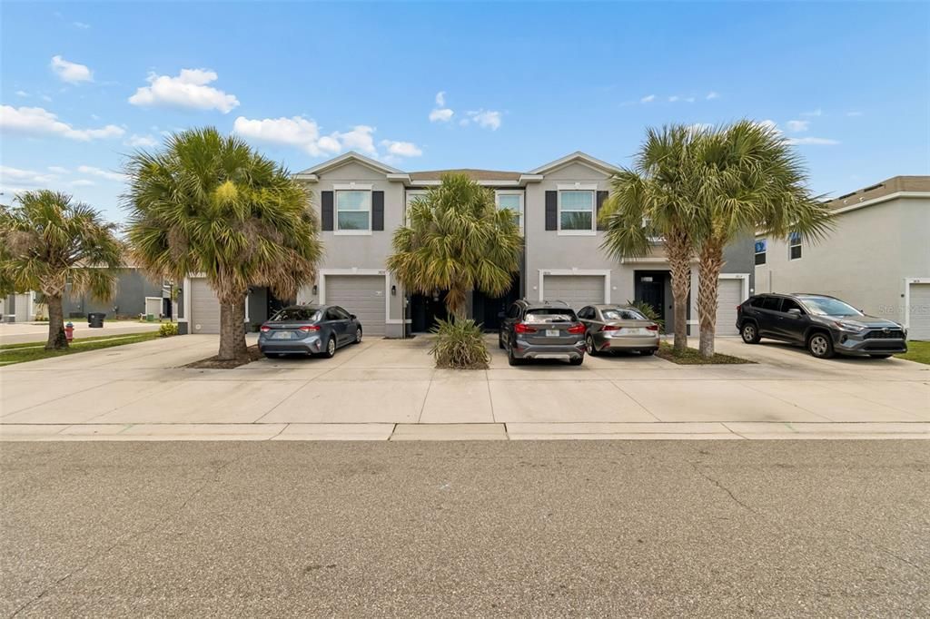 Active With Contract: $274,900 (3 beds, 2 baths, 1785 Square Feet)