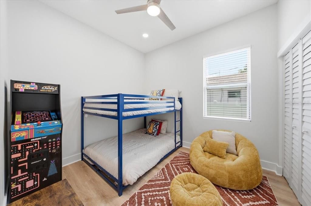 For Sale: $495,000 (4 beds, 2 baths, 1596 Square Feet)