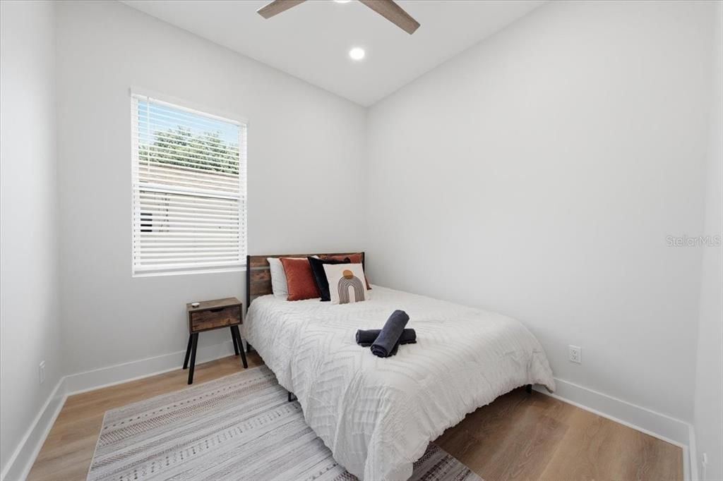 For Sale: $495,000 (4 beds, 2 baths, 1596 Square Feet)