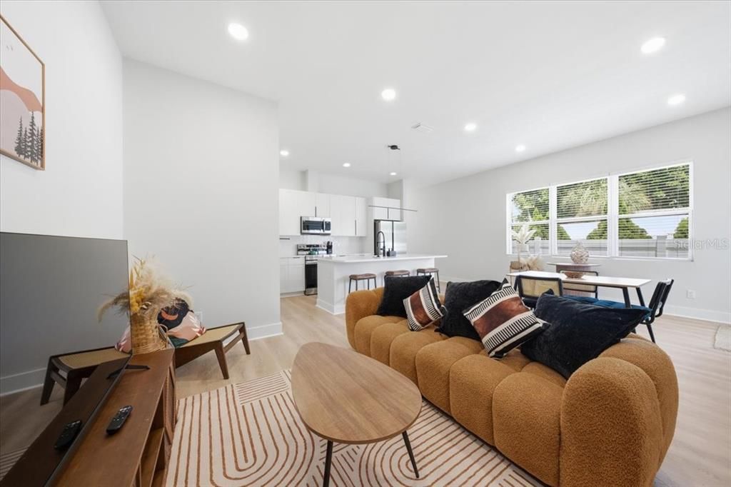 For Sale: $495,000 (4 beds, 2 baths, 1596 Square Feet)