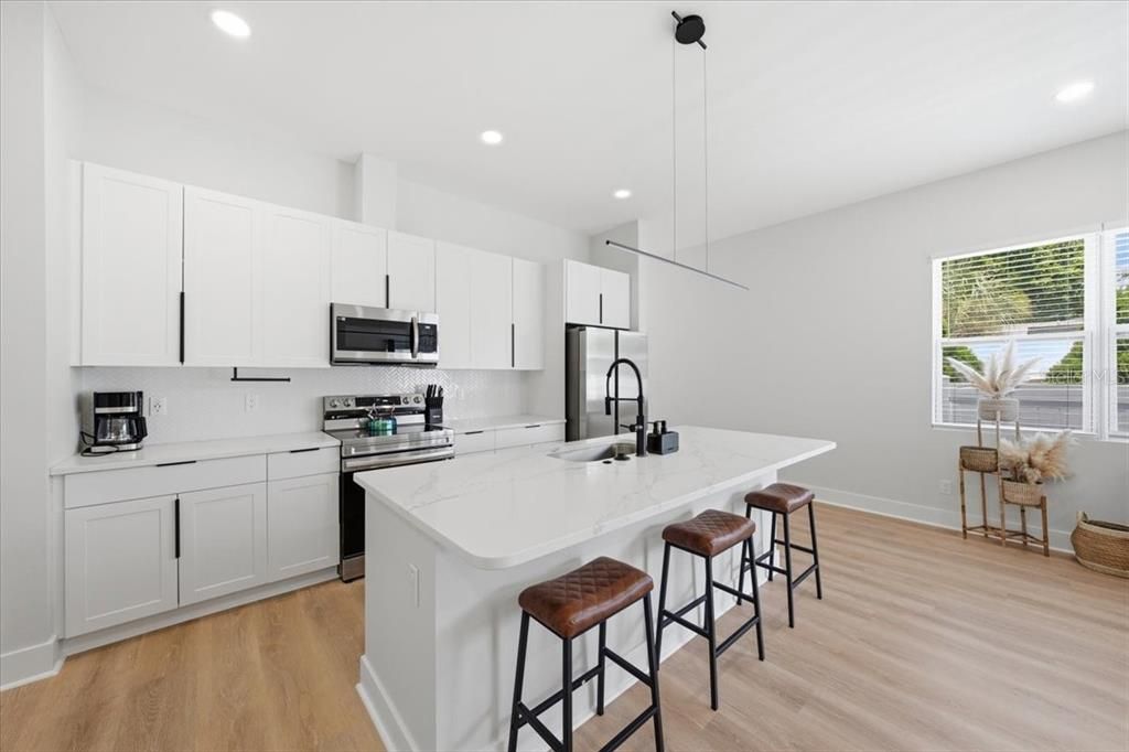 For Sale: $495,000 (4 beds, 2 baths, 1596 Square Feet)