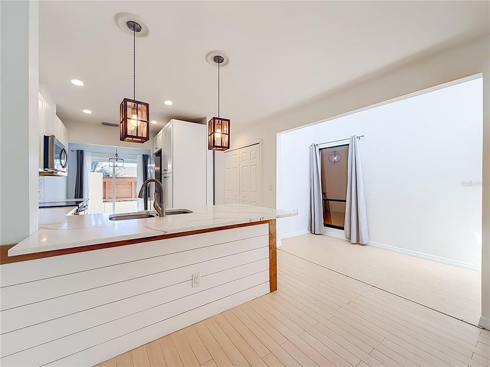 For Sale: $329,990 (3 beds, 2 baths, 1518 Square Feet)