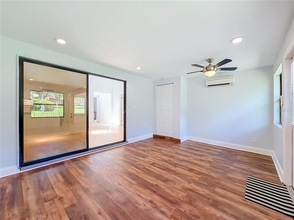 For Sale: $329,990 (3 beds, 2 baths, 1518 Square Feet)