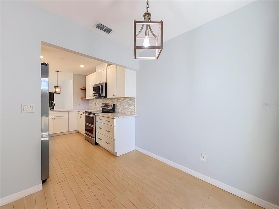 For Sale: $329,990 (3 beds, 2 baths, 1518 Square Feet)