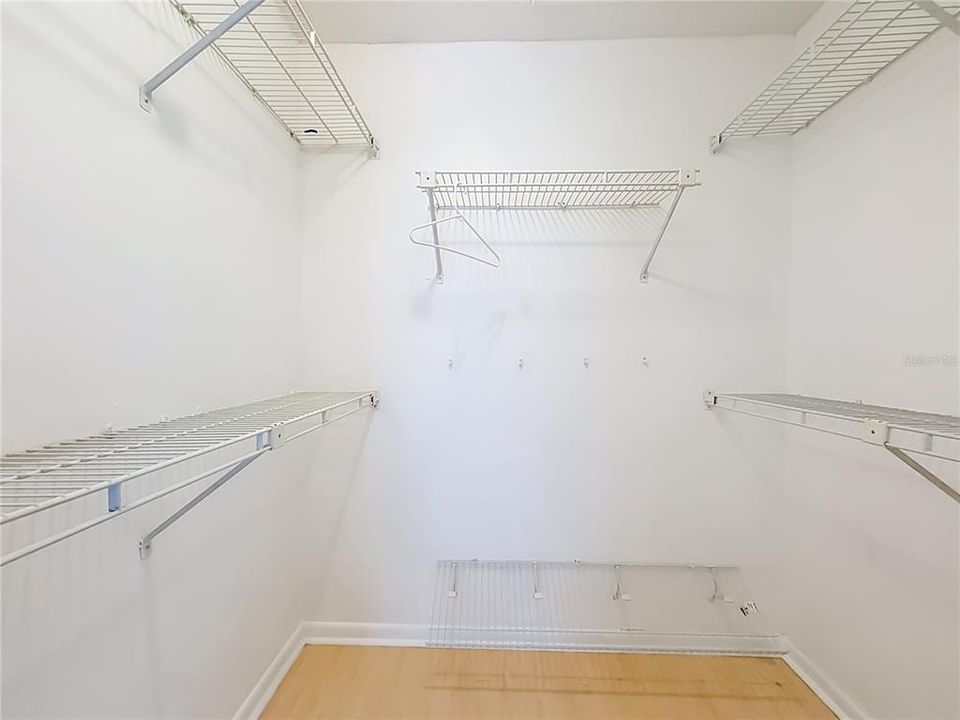 For Sale: $329,990 (3 beds, 2 baths, 1518 Square Feet)