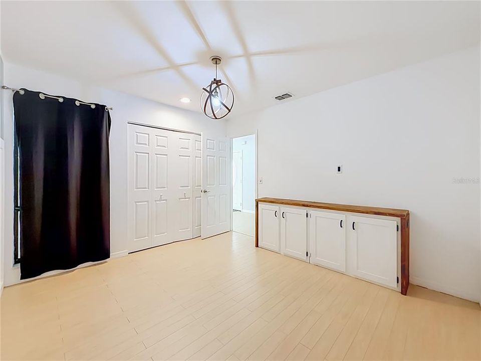 For Sale: $329,990 (3 beds, 2 baths, 1518 Square Feet)