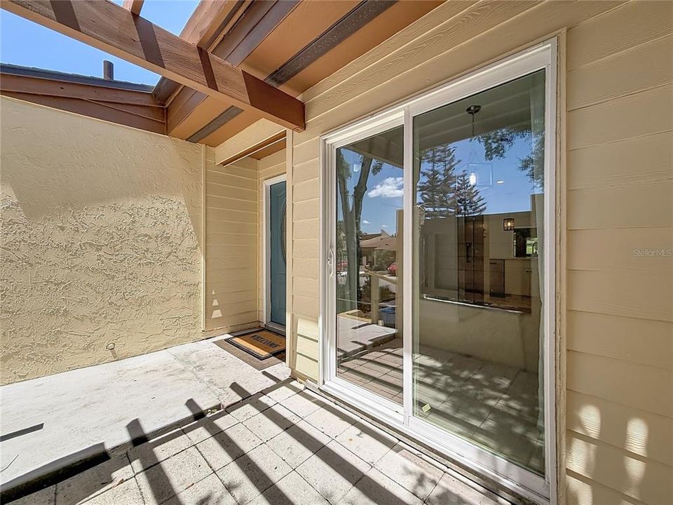 For Sale: $329,990 (3 beds, 2 baths, 1518 Square Feet)
