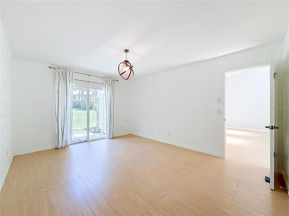 For Sale: $329,990 (3 beds, 2 baths, 1518 Square Feet)