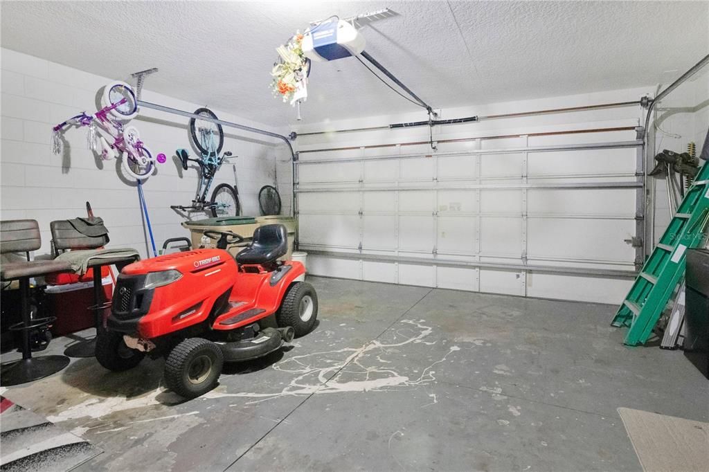 На продажу: $438,900 (4 спален, 2 ванн, 1836 Квадратных фут)