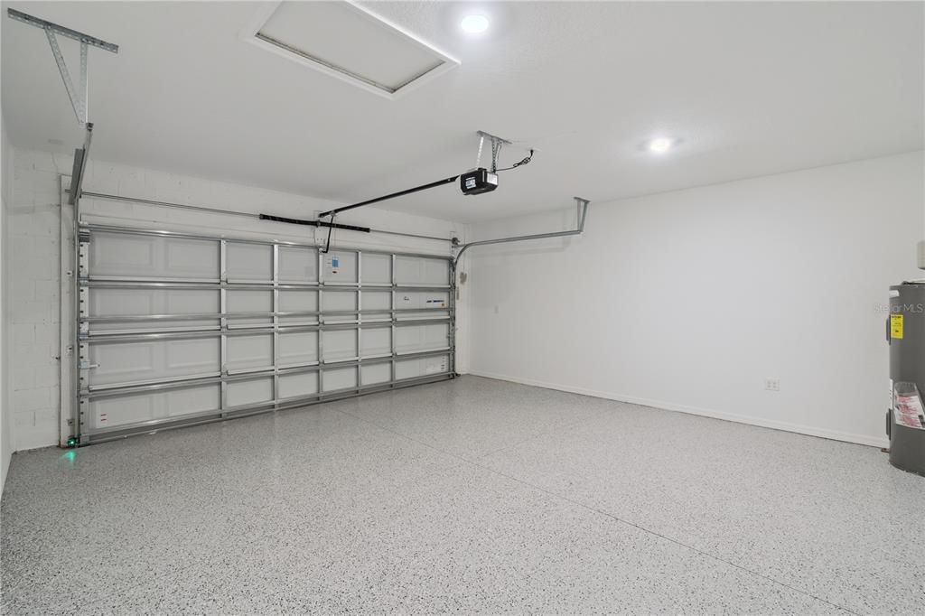 For Sale: $379,990 (4 beds, 2 baths, 2532 Square Feet)