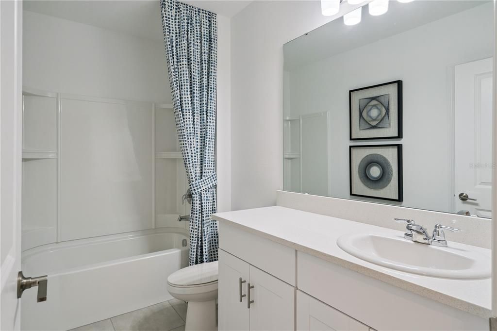 For Sale: $379,990 (4 beds, 2 baths, 2532 Square Feet)