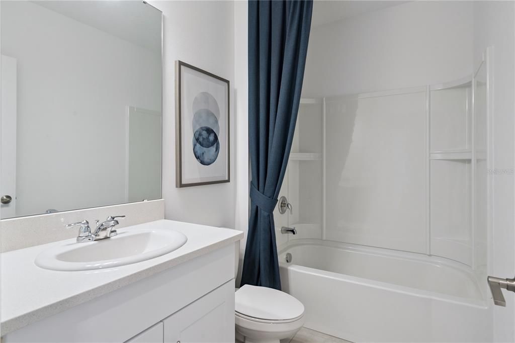 For Sale: $379,990 (4 beds, 2 baths, 2532 Square Feet)