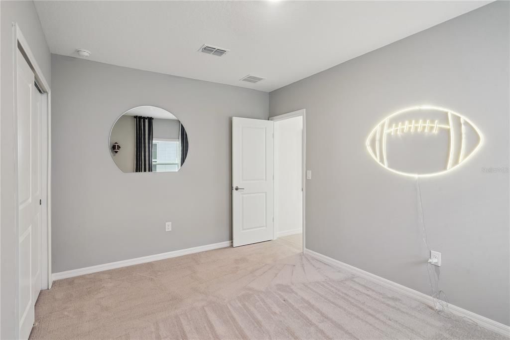 For Sale: $379,990 (4 beds, 2 baths, 2532 Square Feet)