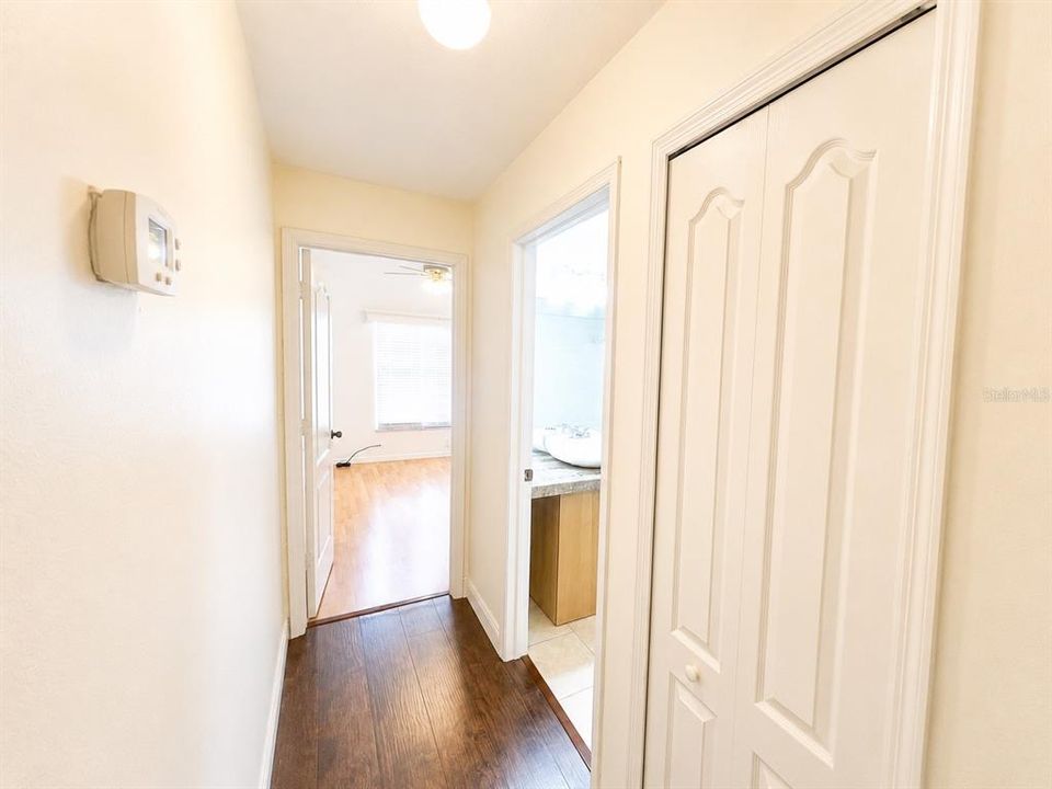 В аренду: $2,600 (4 спален, 2 ванн, 1685 Квадратных фут)