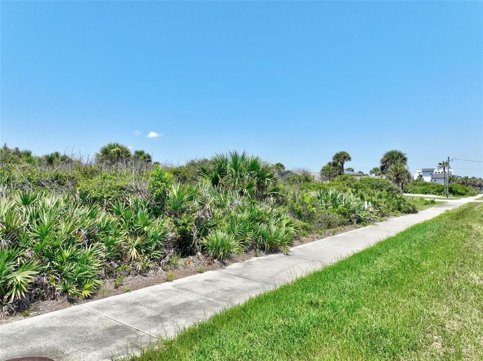 For Sale: $574,900 (0.41 acres)