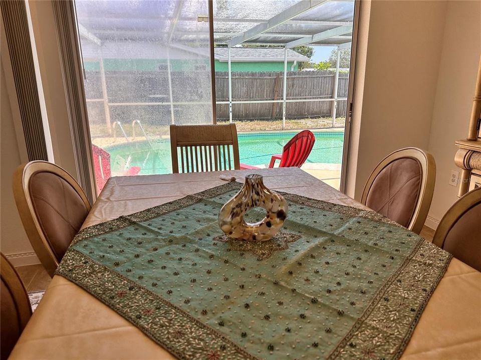 En Venta: $279,900 (3 camas, 2 baños, 1637 Pies cuadrados)