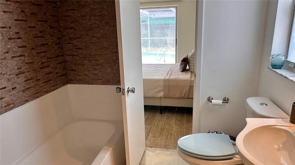En Venta: $279,900 (3 camas, 2 baños, 1637 Pies cuadrados)