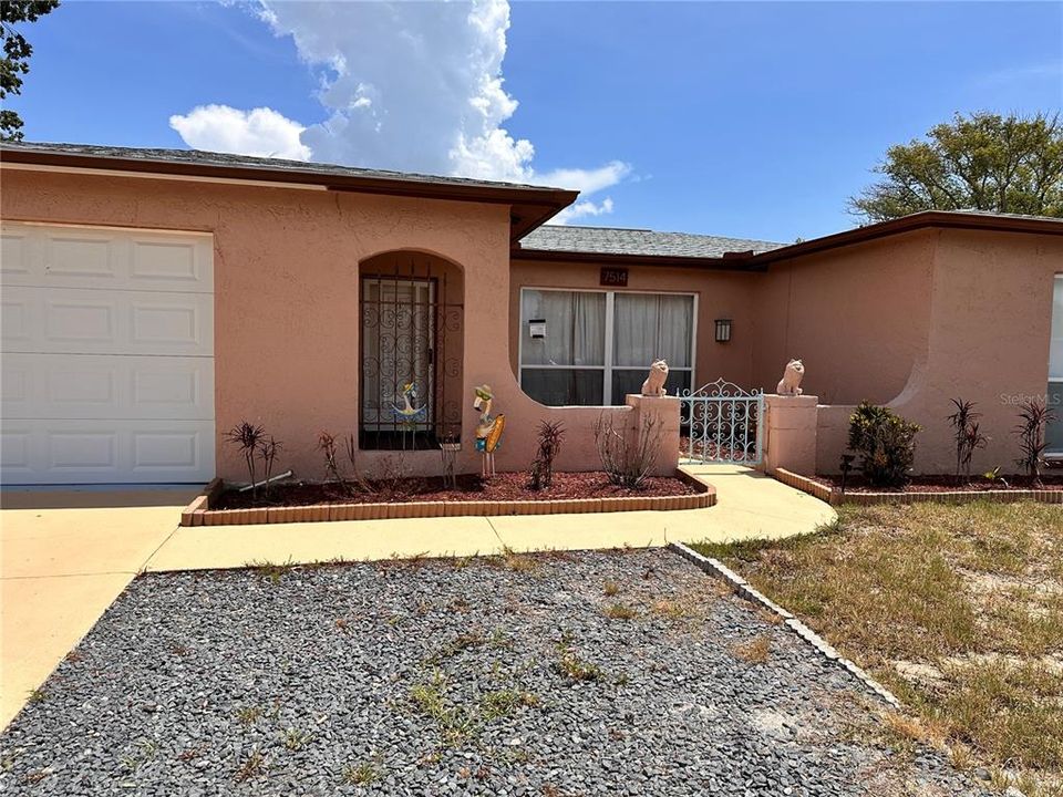 En Venta: $279,900 (3 camas, 2 baños, 1637 Pies cuadrados)