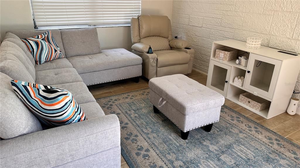 En Venta: $279,900 (3 camas, 2 baños, 1637 Pies cuadrados)