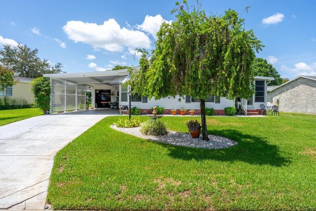 For Sale: $209,000 (2 beds, 2 baths, 1352 Square Feet)