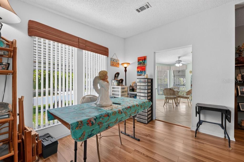 For Sale: $209,000 (2 beds, 2 baths, 1352 Square Feet)