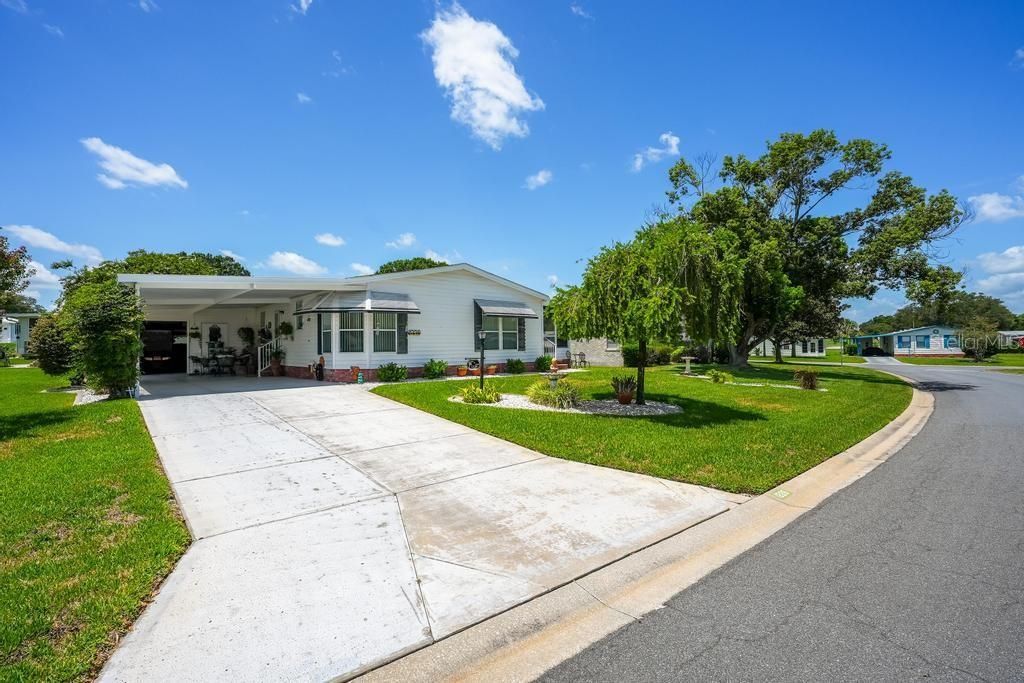 For Sale: $209,000 (2 beds, 2 baths, 1352 Square Feet)
