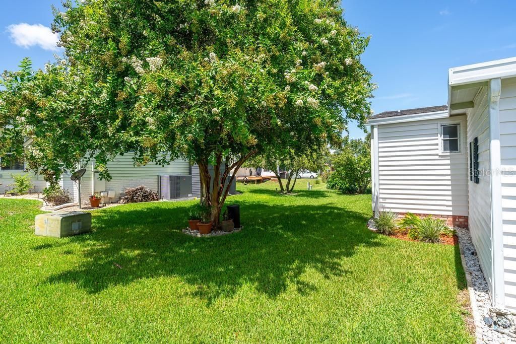 For Sale: $209,000 (2 beds, 2 baths, 1352 Square Feet)