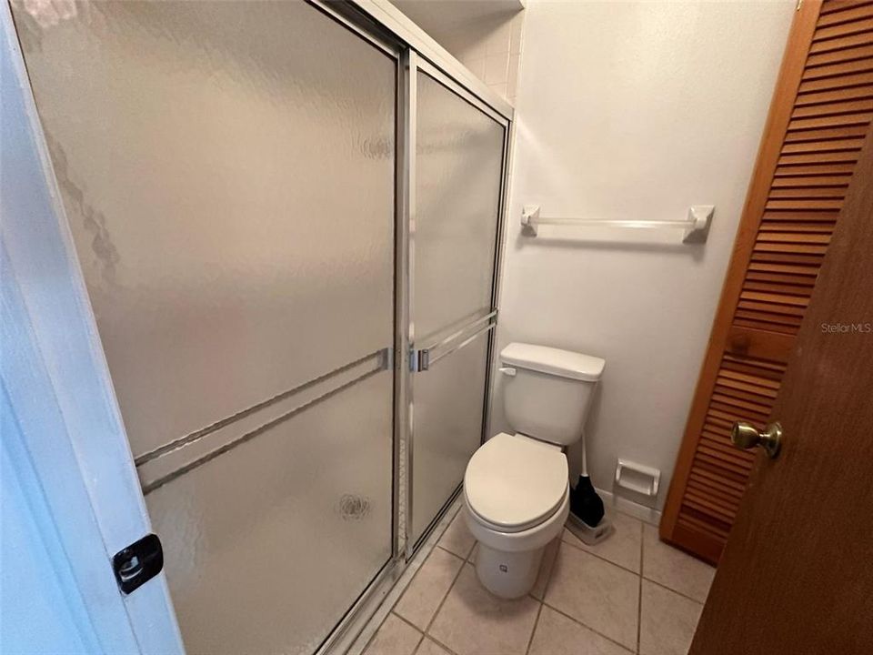 For Rent: $1,250 (2 beds, 2 baths, 937 Square Feet)