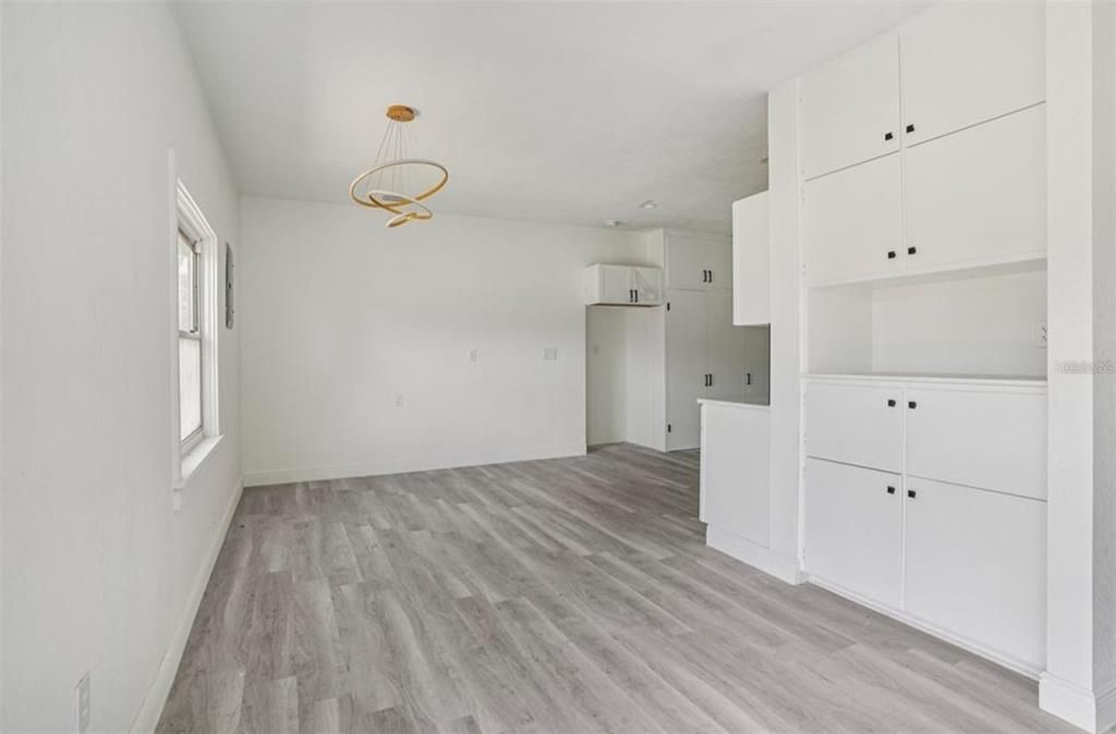 En Venta: $510,000 (4 camas, 3 baños, 3086 Pies cuadrados)